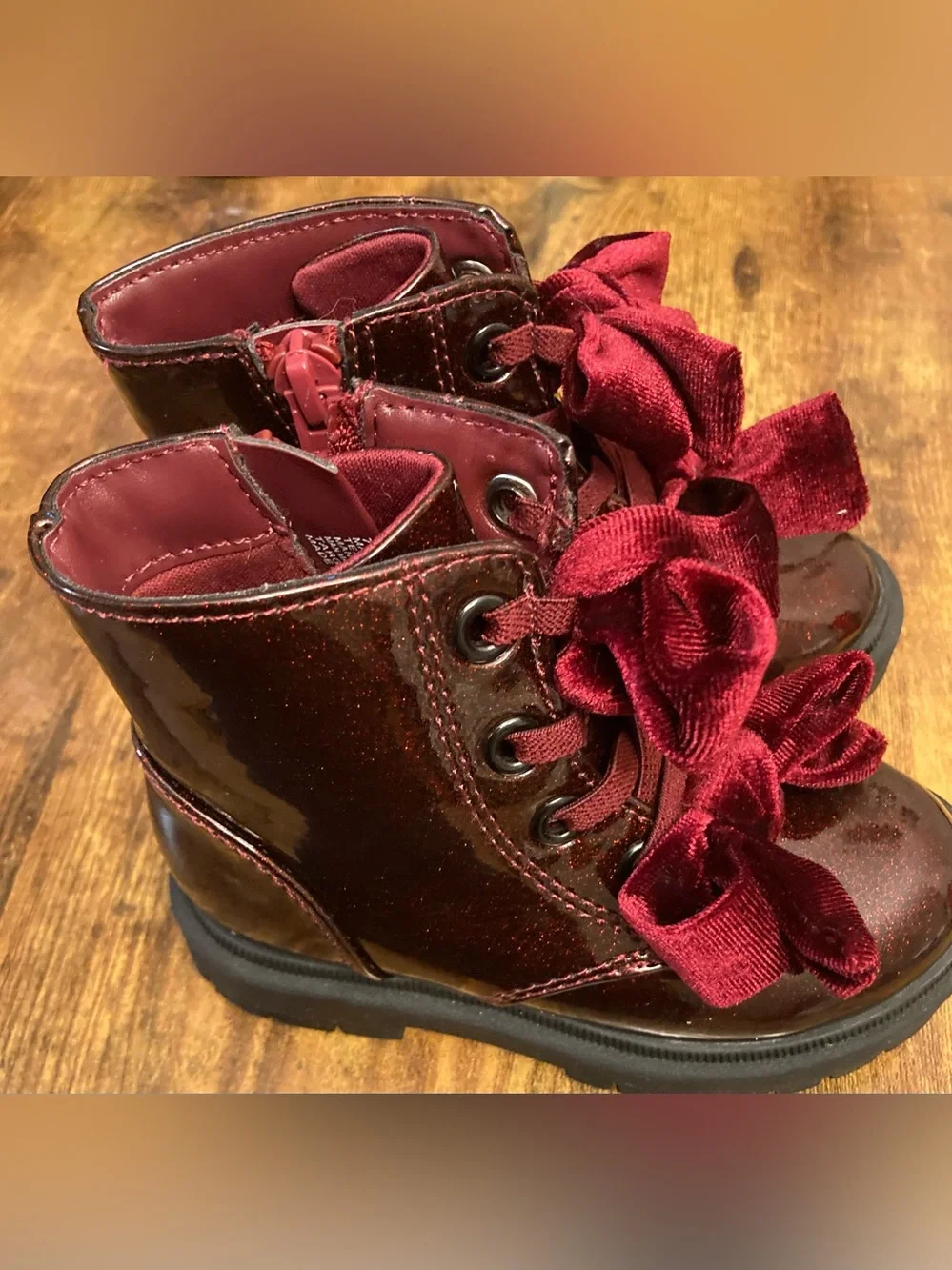Cat & Jack Estes shimmer combat boots Size 7T